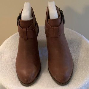 Vionic Light Brown Leather Boots - 7.5